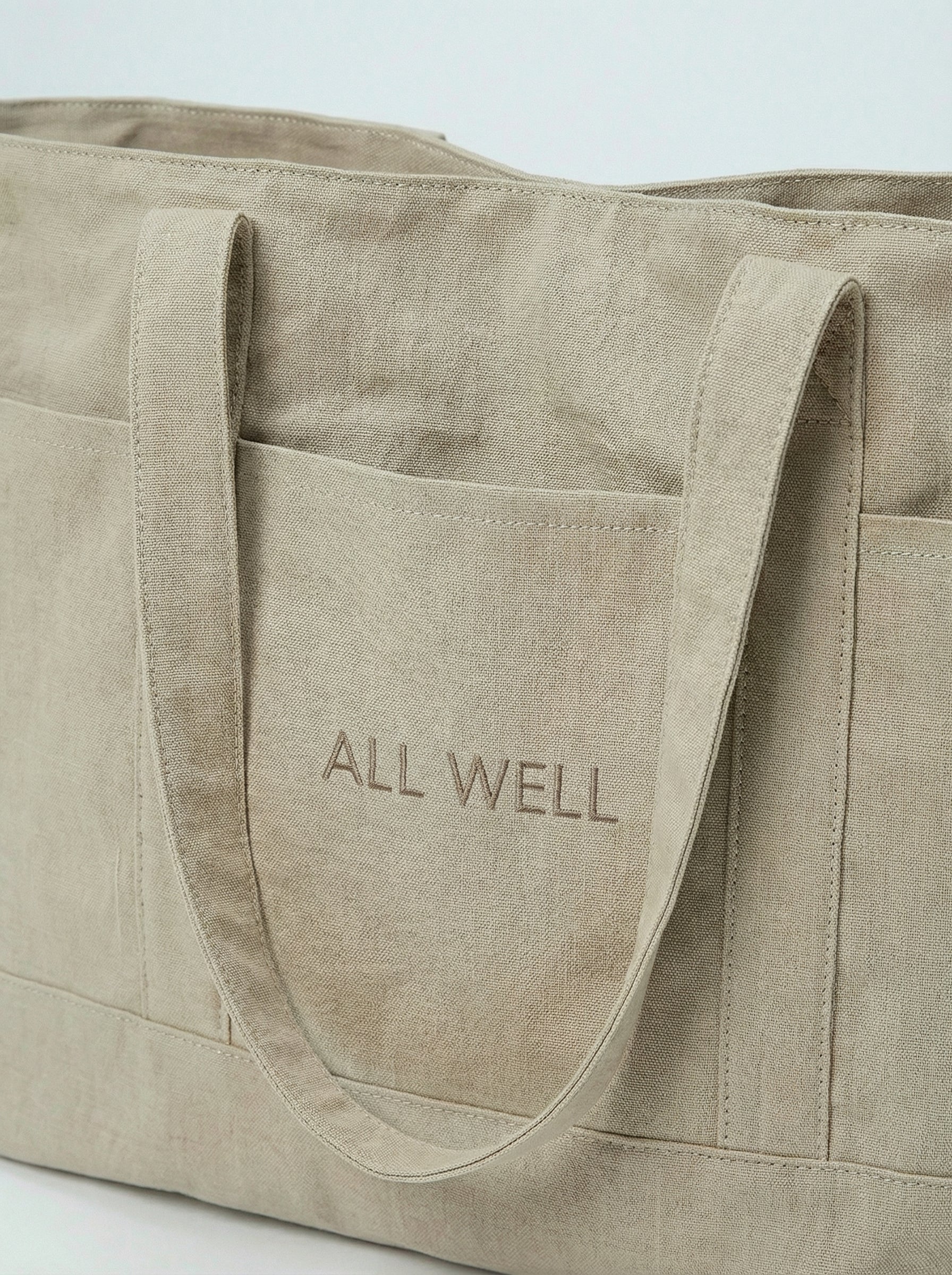 ALL WELL Tote